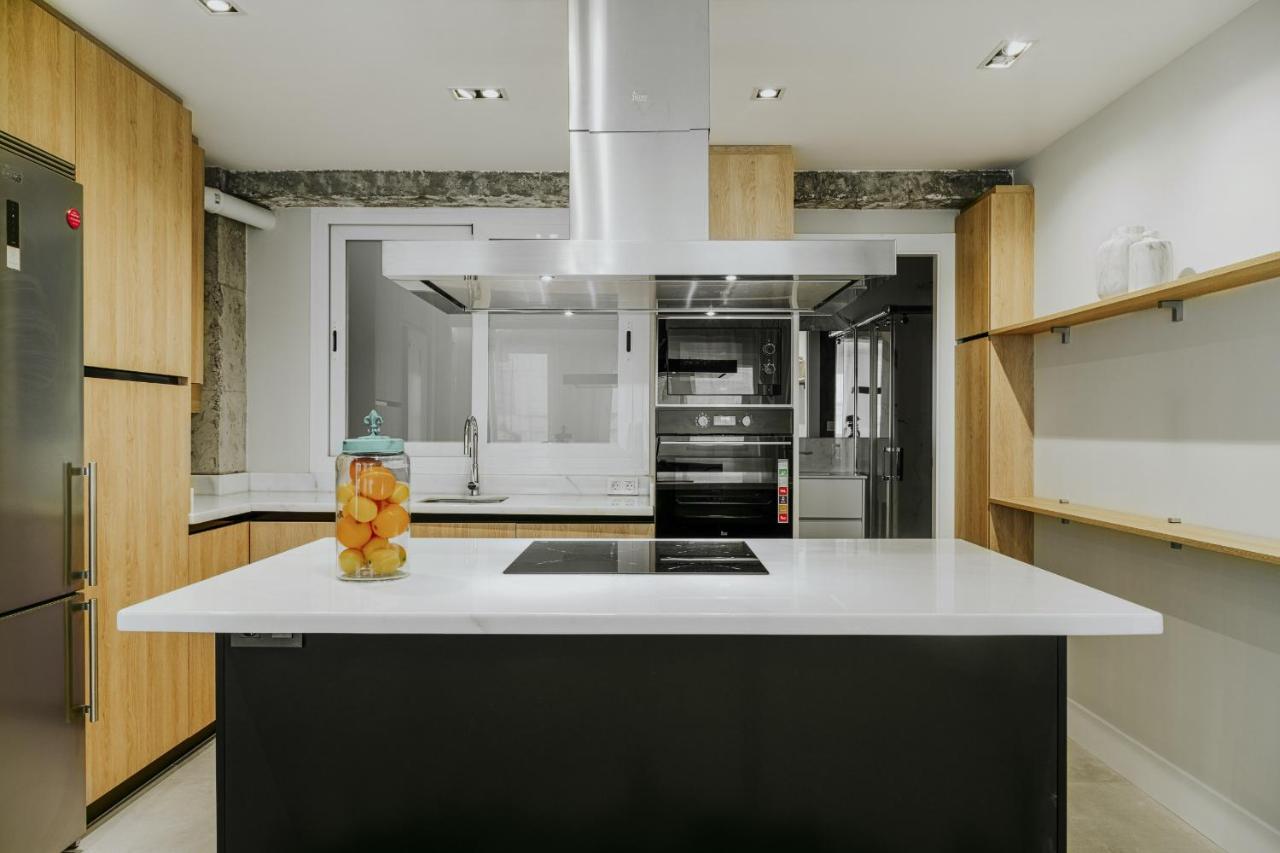 Six Apartments By Caleta Homes Málaga Eksteriør bilde