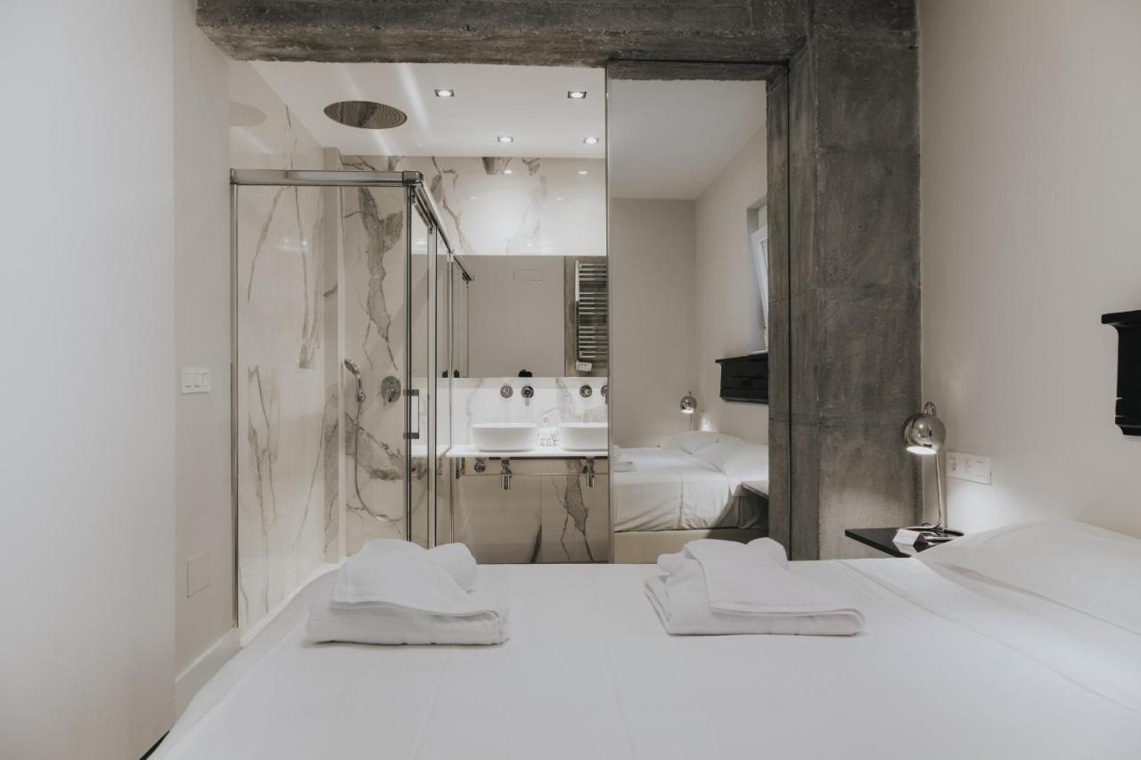 Six Apartments By Caleta Homes Málaga Eksteriør bilde