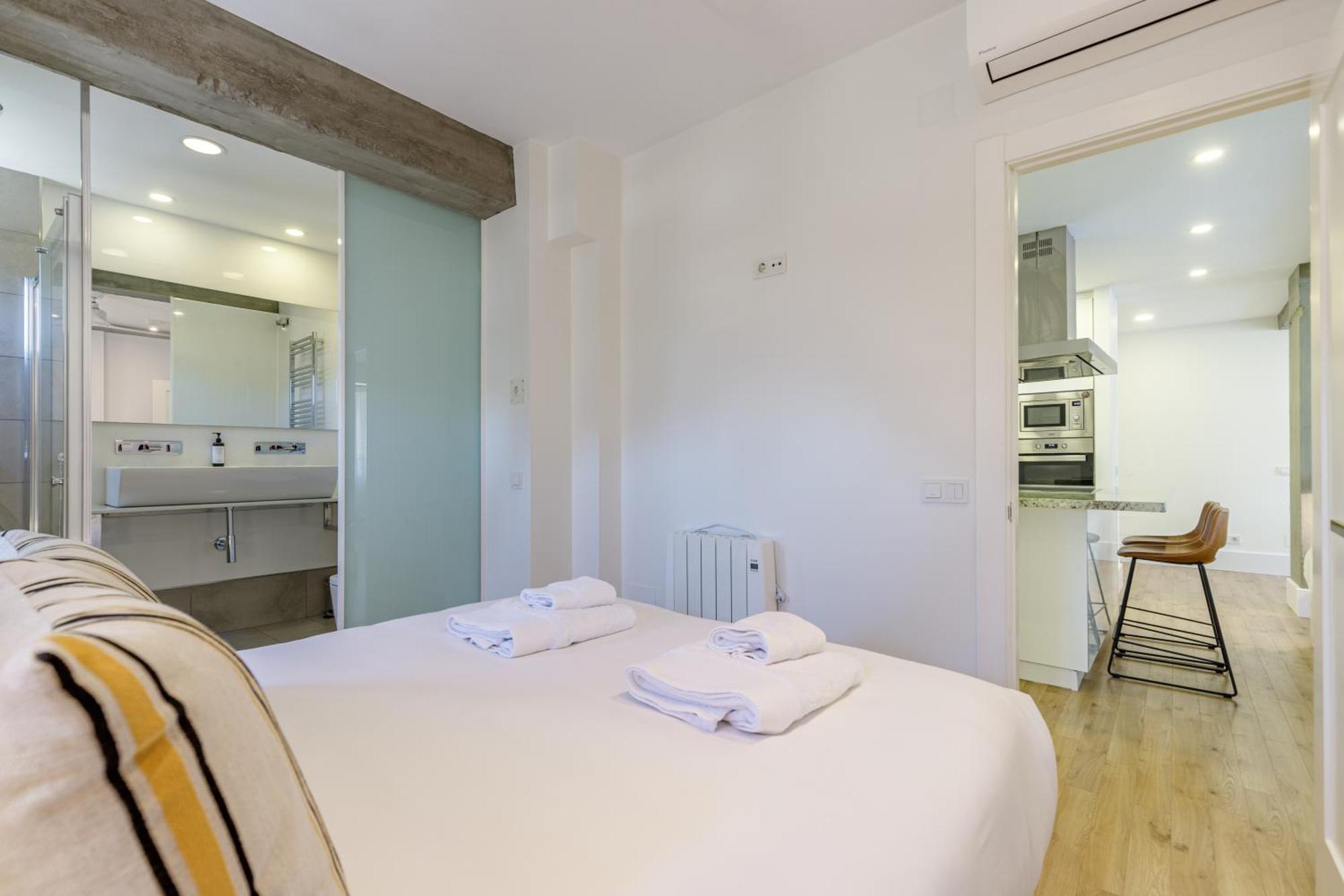 Six Apartments By Caleta Homes Málaga Eksteriør bilde