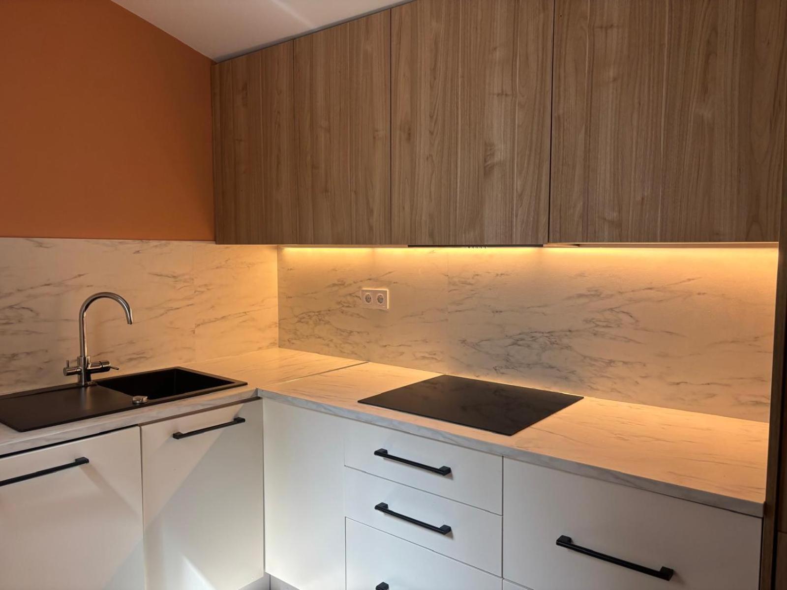 Six Apartments By Caleta Homes Málaga Eksteriør bilde